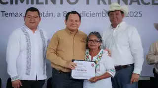 El Gobierno estatal entrega apoyos para fortalecer a productores de 10 municipios del Centro