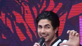 Sian Chiong es atacado en redes sociales, luego de ser captado en el transporte público