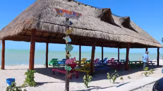 Playas inclusivas impulsan economía local en Sabancuy