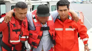 Los pescadores se encontraban sin propulsión y dirigiéndose a las escolleras de la terminal Marítima de Puerto Progreso.