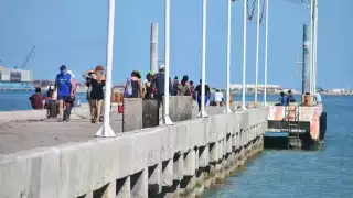 Buscan prevenir que paseantes pongan en riesgo su vida en el mar