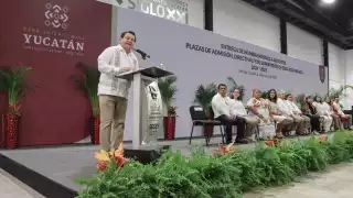 Joaquín Díaz Mena resaltó que los maestros de Yucatán son claro ejemplo de los estudiantes