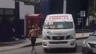 Hombre asegura estar amenazado y exige entrar al Torito