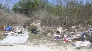 Preocupa a pobladores que los desperdicios no sólo contaminen, sino que además den mala imagen