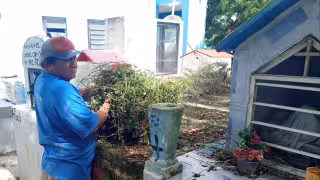 Don Goyo, 14 años entre tumbas y despedidas en Kanasín