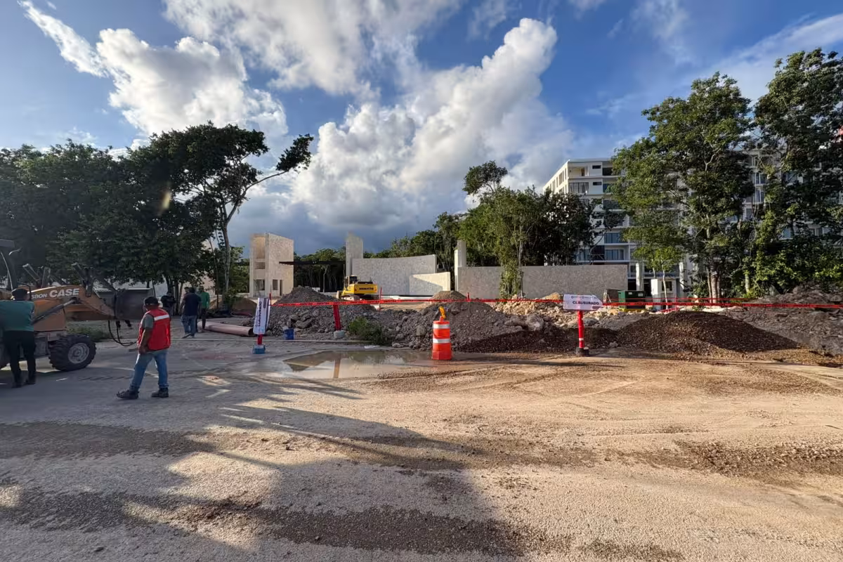 Clausuran obra en la colonia Ejidal de Playa del Carmen por falta de ...
