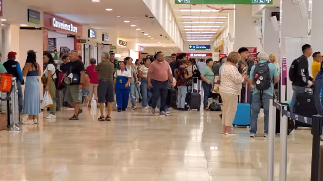 Los pasajeros esperaron hasta 20 minutos para recibir sus equipajes