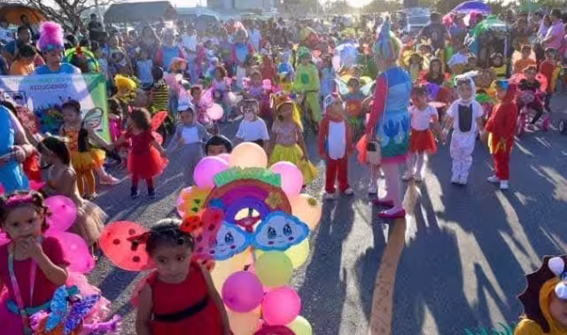 Educación Municipal explicó que el contingente infantil partirá del Galeón Pirata cuando la tarde esté por caer y recorrerá el malecón costero carmelita.