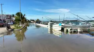 Frente Frío 13 provoca oleaje elevado, erosión y otras afectaciones en la costa yucateca