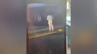 Un niño de aproximadamente 3 años fue hallado caminando solo en la carretera Puebla-Tehuacán por policías durante la madrugada.