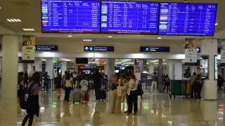 Pese a ser el día con más operaciones, se mantiene la gran movilidad de pasajeros