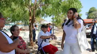 Vida Gómez, candidata a la gubernatura por Movimiento Ciudadano, sale a  votar en Mérida