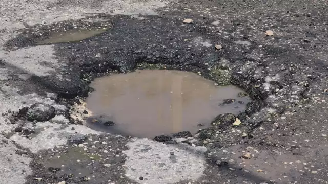 Indignación en Champotón por hoyanco ignorado por las autoridades