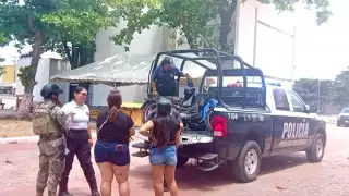 Autoridades encontraron la motocicleta estacionada, pero ya había sido desvalijada.