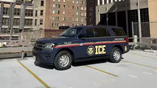 Agentes del ICE en Chicago asesinaron a un mexicano por supuesta resistencia.