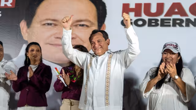 Joaquín Díaz Mena permanecerá hospitalizado por varios días