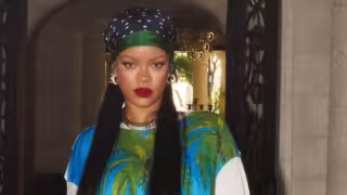 Rihanna dio a conocer su nuevo embarazo en la MET Gala