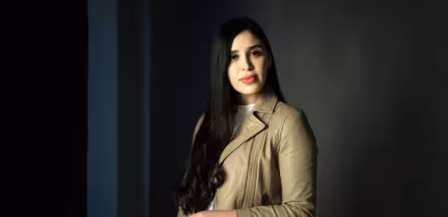 Emma Coronel se estrena como actriz en video musical de la abogada de 'El Chapo'