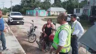 Constantes apagones en Chacchoben instó a habitantes a retener a trabajadores de CFE.
