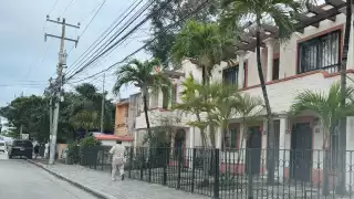 En el fraccionamiento se mantuvo el acceso restringido durante varias horas mientras se realizaba el procesamiento de la escena