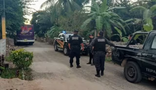 Hombre sale a comprar la cena, pero su esposa no espera, en su casa de la calle 21 entre 14 y 16