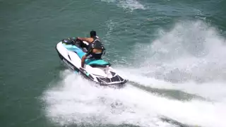 Empresarios de Quintana Roo piden aplicar la ‘Ley Chaleco’ en las motos acuáticas 