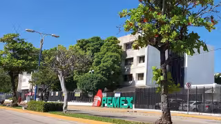 Trabajadores petroleros denunciaron una presunta red de tráfico de datos personales dentro de Pemex en Ciudad del Carmen.