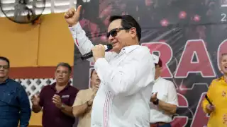 Joaquín Díaz Mena llamó a los funcionarios a trabajar con humildad