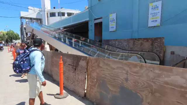 La rampa peatonal eléctrica que se instaló en el Lucas de Gálvez es un tema pendiente con el INAH