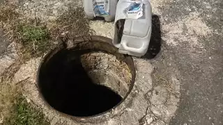 Los peatones corren más riesgo ante las alcantarillas destapadas