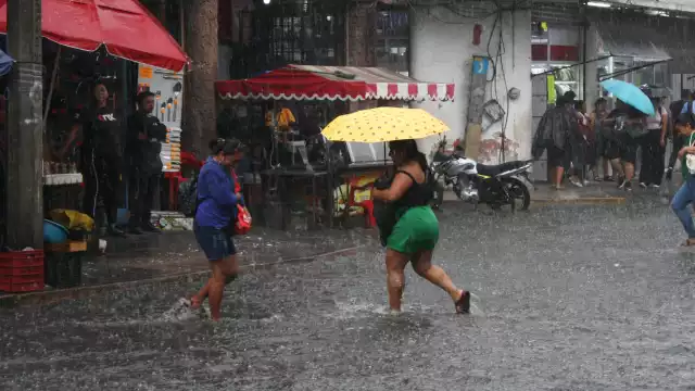 Una posible zona de baja presión podría evolucionar en Ciclón Tropical en el Golfo de México