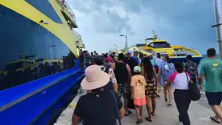 El puerto se encuentra cerrado a la navegación para embarcaciones menores de 40 pies por el oleaje elevado