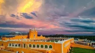 La arquitectura de Izamal es muy peculiar en Yucatán