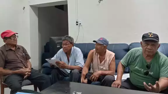 Un grupo de campesinos solicitó al Comisario copias de asambleas cuestionadas por su legitimidad Un grupo de campesinos solicitó al Comisario copias de asambleas cuestionadas por su legitimidad