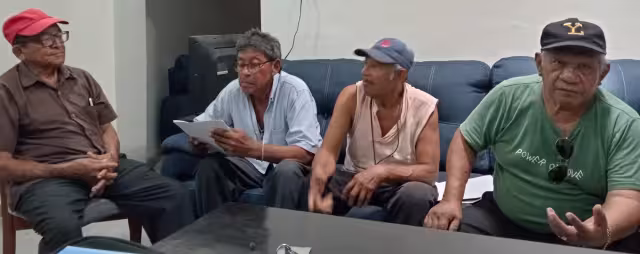 Un grupo de campesinos solicitó al Comisario copias de asambleas cuestionadas por su legitimidad