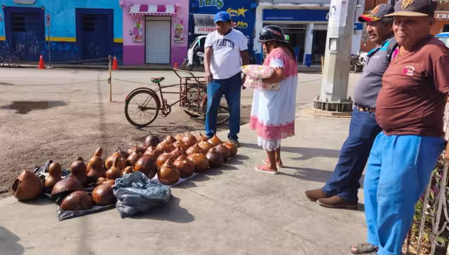 Cambios en las costumbres generacionales ocasionan que el lek y calabazos caigan en desuso