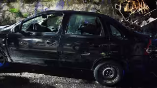 Sujetos vandalizan dos vehículos en la colonia Leovigildo Gómez de Campeche