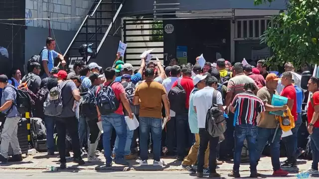 Efraín Marín Chablé critica a Cotemar por prácticas laborales injustas en Ciudad del Carmen