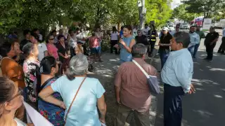 El Ayuntamiento de Mérida entrega renovadas calles a familias del oriente y de la Jesús Carranza