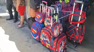 Mochilas, lo más caro para el regreso a clases en Yucatán; sus precios alcanzan los mil 600 pesos