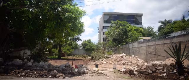 El IVEY vendió un terreno ejidal sin corroborar que estaba ocupado por el verdadero propietario