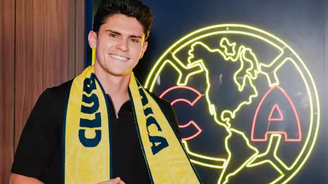 El defensa azulcrema extendió su contrato hasta 2028.