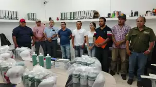 Fortalecen las acciones de prevención y control del gusano barrenador de ganado en Yucatán con nuevos equipos médicos