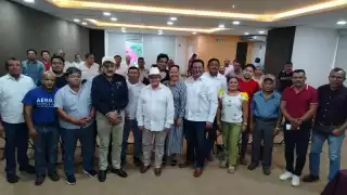 Productores de siete municipios de Yucatán reciben créditos para impulsar el campo y la pesca