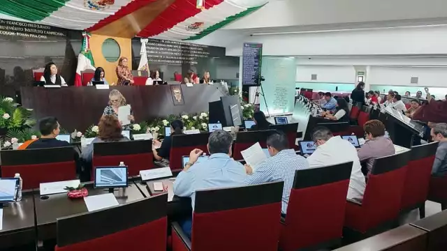 Diputados llaman al CETS y familias a denunciar fraudes en donaciones