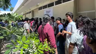 Realizan la Feria Bolsa de Trabajo UADY en Mérida hasta con 100 vacantes y sueldos que alcanzan los 25 mil pesos