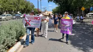 Realizan marcha para exigir la creación de un banco de leche materna en Yucatán
