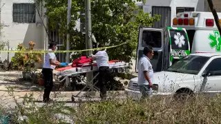 Hombre es atacado a balazos en  la SM 247 de Cancún y pierde la vida