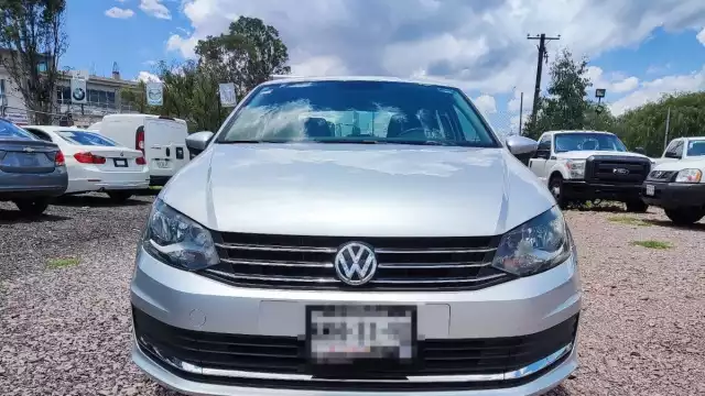 Los dos detenidos ofrecían autos por Facebook para estafar a compradores