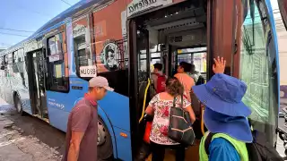 Hay 10 módulos en Mérida para tramitar la tarjeta de Va y Ven